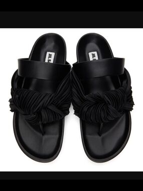 Jil Sander Black Pleats and Knot Flat Sandal Shoe  Sz 5 US